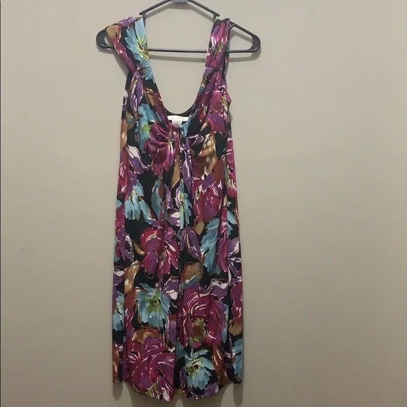 Gorgeous Floral Print Dress - Picture 1 of 4